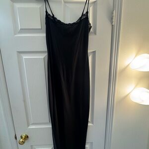 Elegant Black Lace Trim Nightgown